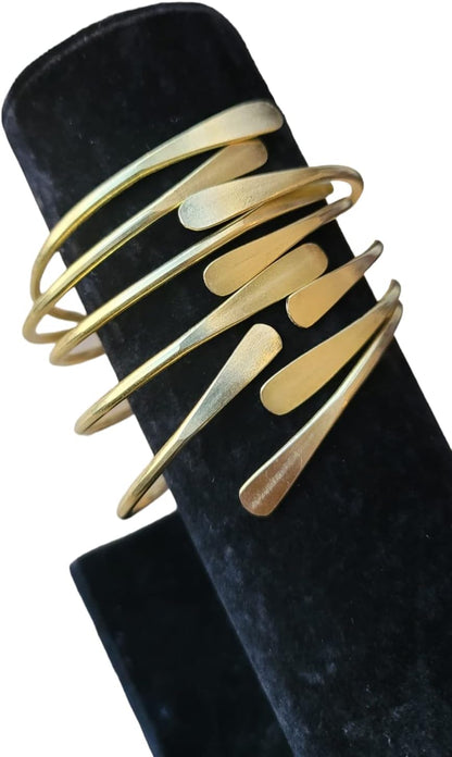 Beaditwearitloveit Brass Cuff Bracelets Set, African Brass Bangles for Women, Hammered Ends Stacking Bracelets, Boho Tribal Cultural Jewelry