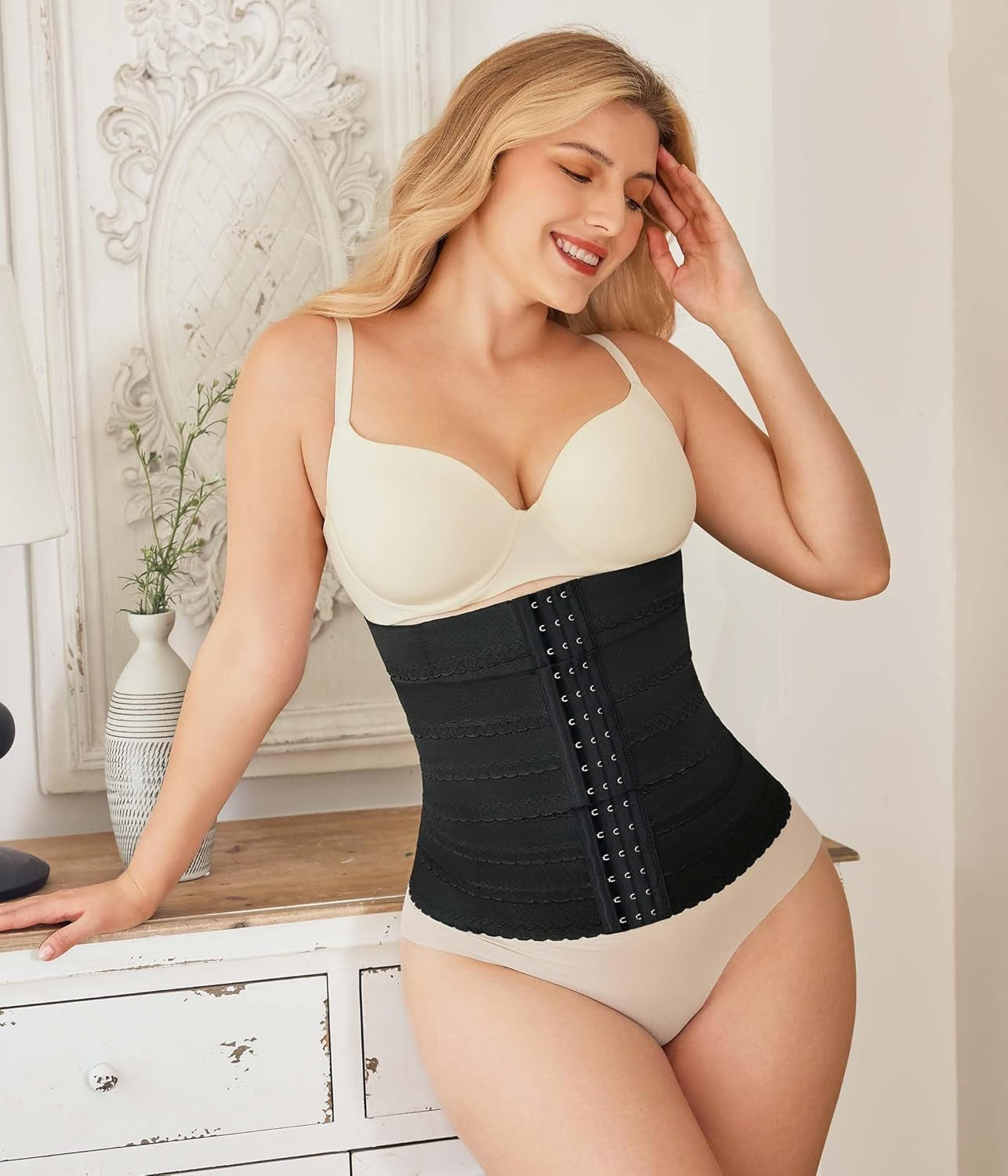 Waist trainer corset shapewear side cinching effect