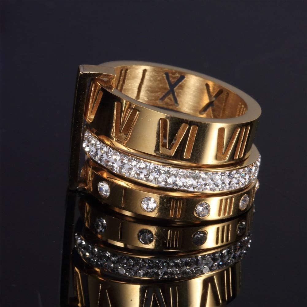 Spinner ring with CZ zirconia stones detail
