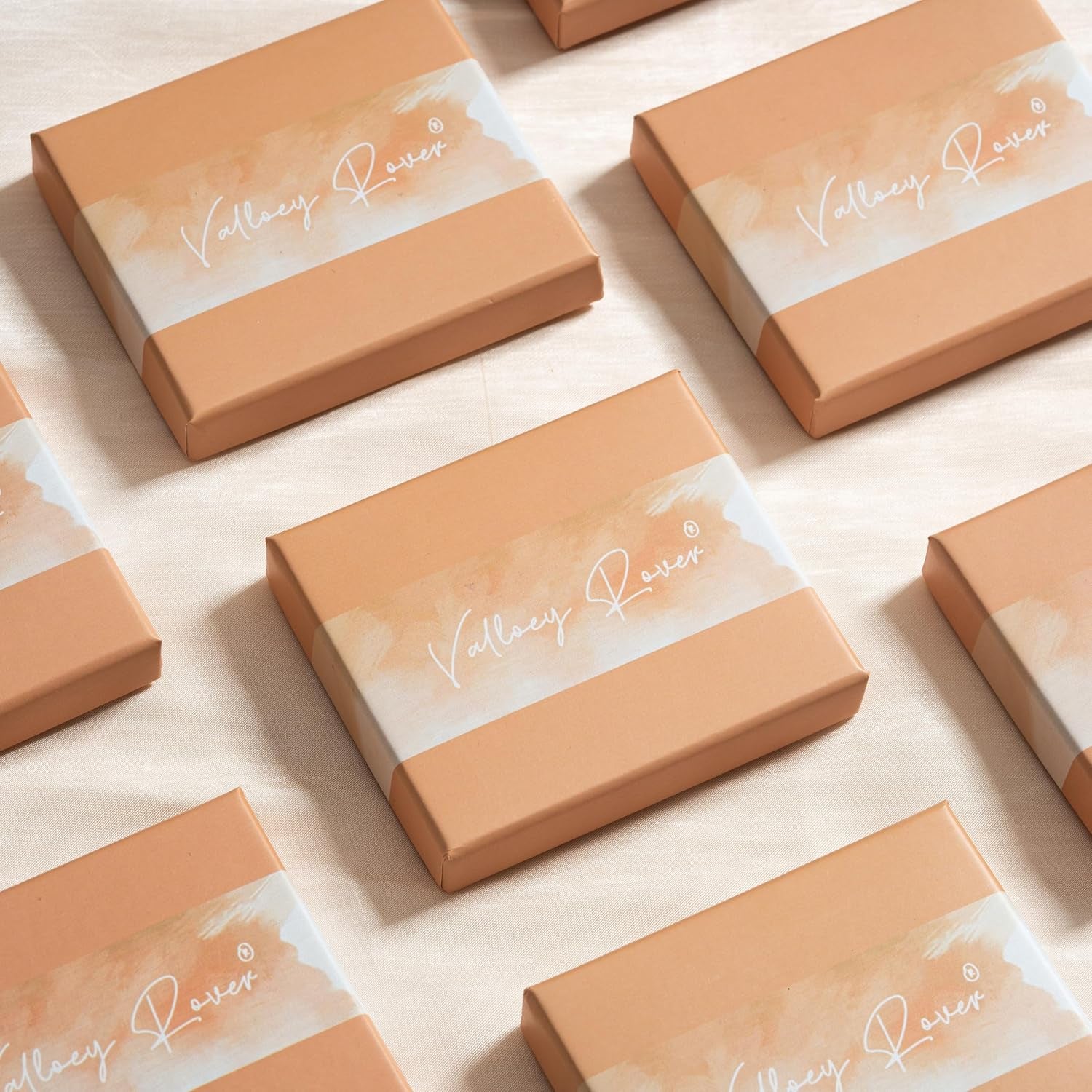 VALLOEY ROVER Gold Clover Necklace, Layered Necklaces for Women 14K Gold Plated Dainty Clover Pendant Necklace Set Link Chain Choker Necklaces Stackable Simple Gold Jewelry for Women