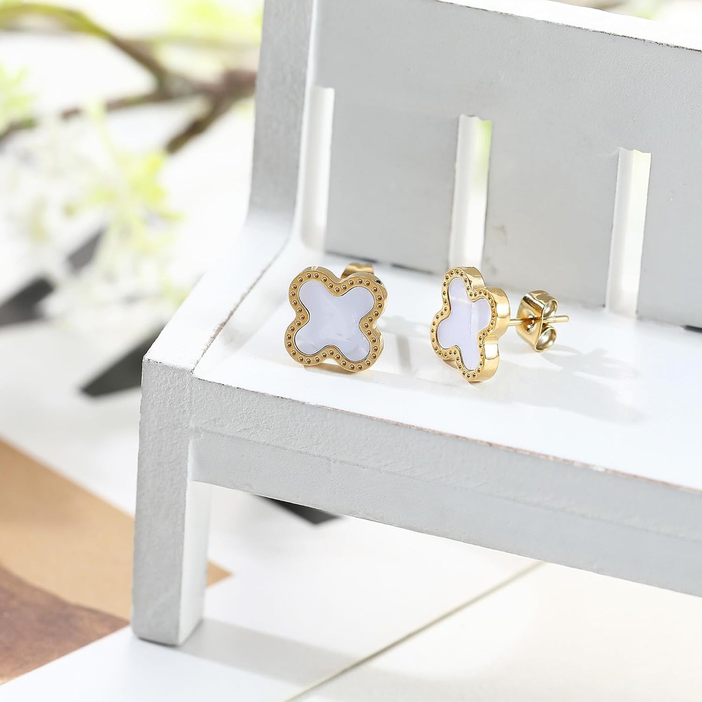 Lucky Clover Sets, 18K Gold Plated Four Leaf Bracelet, Necklace Pendant, Earrings for Women Flower Link Bracelets Set Jewelry Gifts for Women