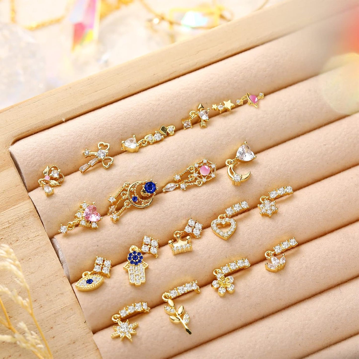 Junkin 18 Pcs 20G Nose Rings Dangle for Women Christmas Nose Rings Gifts L Shaped Stud Hoop Cute Star Heart round Jewelry Dangle Studs Ring for Women Girl Wife Gifts(Gold)