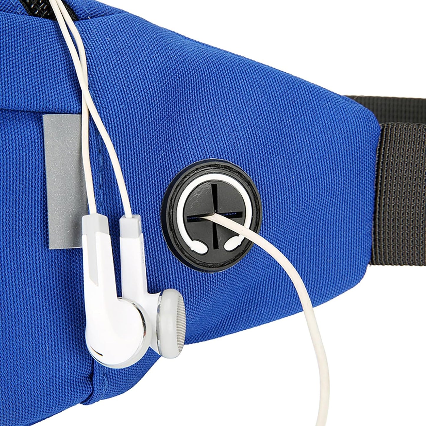 Crossbody sport bag displaying internal organization