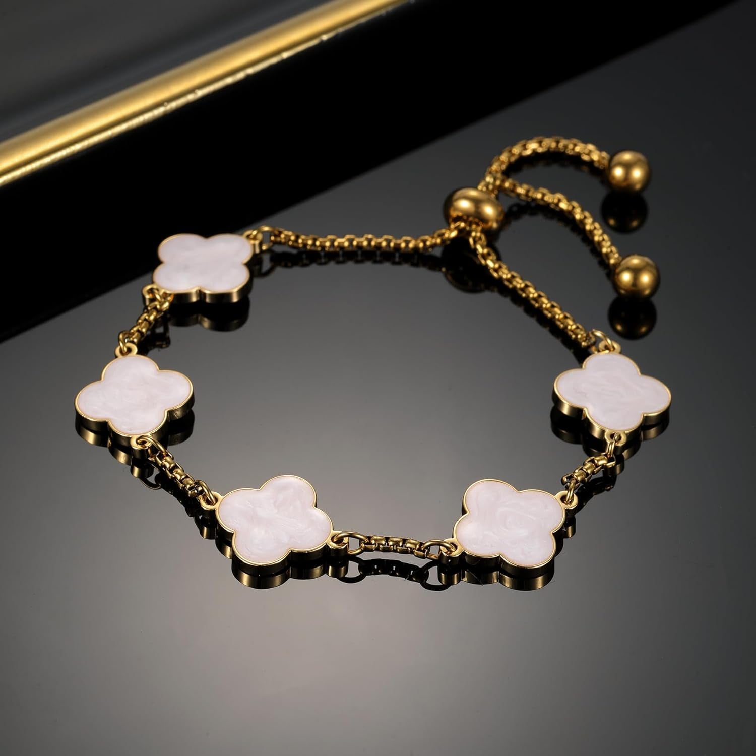 Clover Bracelet for Women 18K Gold Plated White/Black/Gold Flower Four Leaf Clover Bracelets Trendy Adjustable Jewelry Luky Gifts for Women