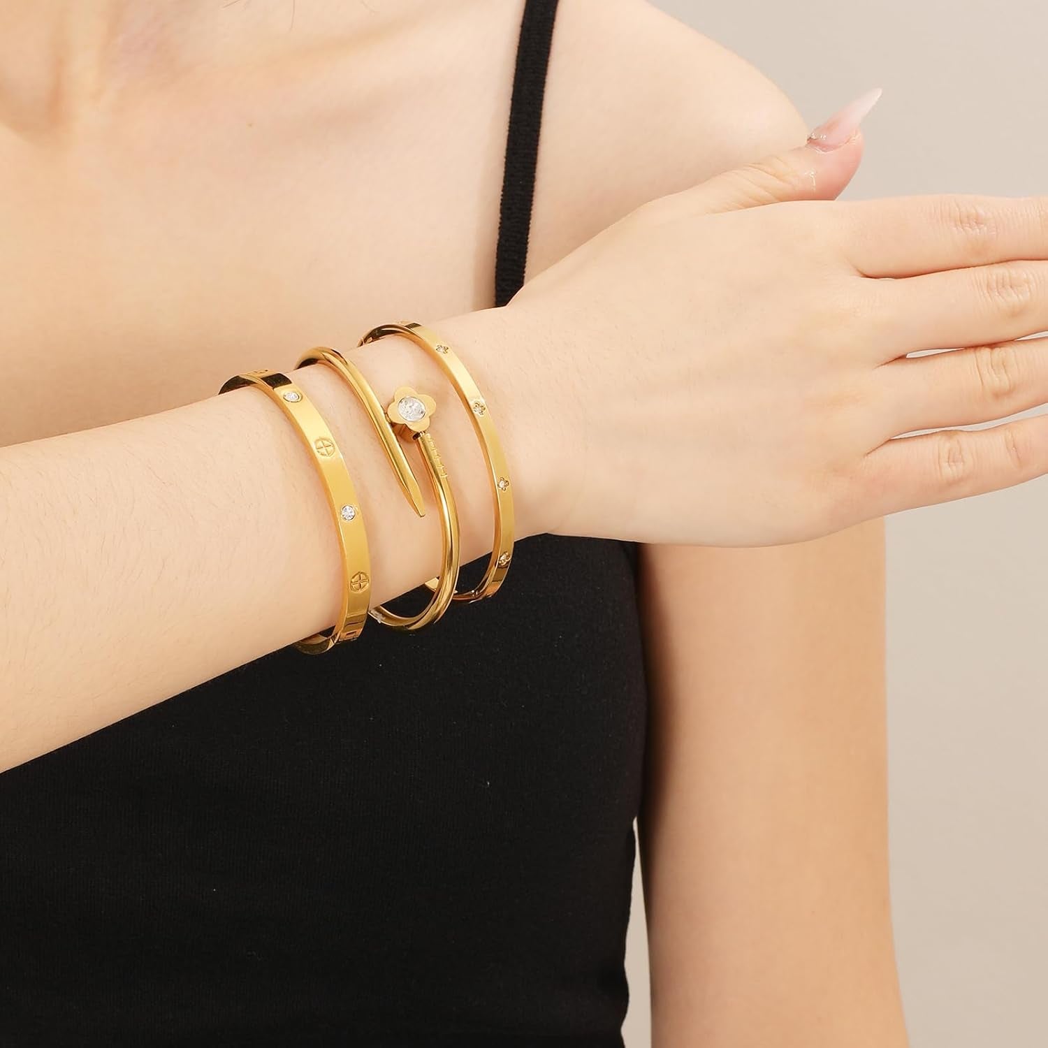 3Pcs Gold Bracelets for Women Stainless Steel Bangle Bracelet Set for Women Gold Love Bangle Non Tarnish Jewelry with Sparkling Crystal Inlay for Love Gifts