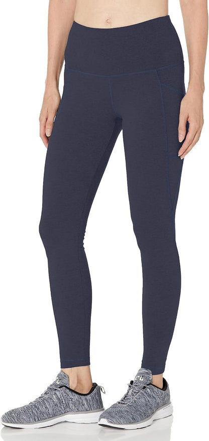 Woman in Jockey stretch cotton leggings during workout session