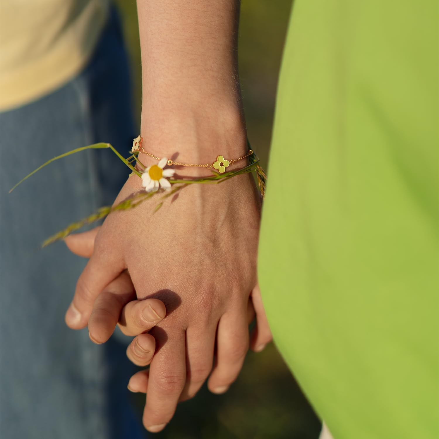 14K Gold Bracelets for Women Gold Bracelet for Womens Clover Bracelets for Women Lucky and Playful Design Womens Four Leaf Clover Bracelet Adjustable Size (7-8.6) In