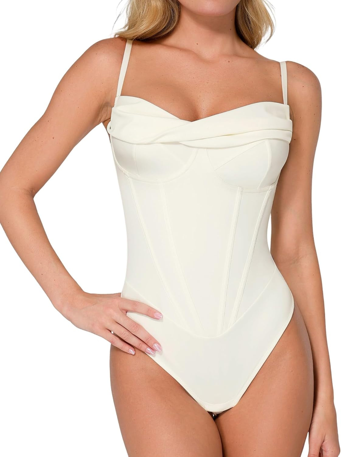 Popilush shapewear bodysuit product display