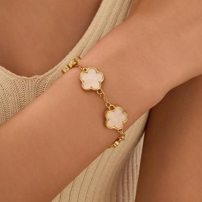 2 PCS Lucky Flower Bracelet Set for Women, Delicate Floral Chain Link, Cute and Classic Jewelry Accessory, Ideal for Daily Wear and All Occasions