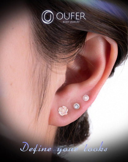 OUFER 3PCS Plastic Helix Piercing Jewelry, Clear Lip Piercing Retainers for Surgery, Cute Flower Lip Rings, 16G Flat Back Cartilage Tragus Lobe Earrings for Women and Men-8Mm