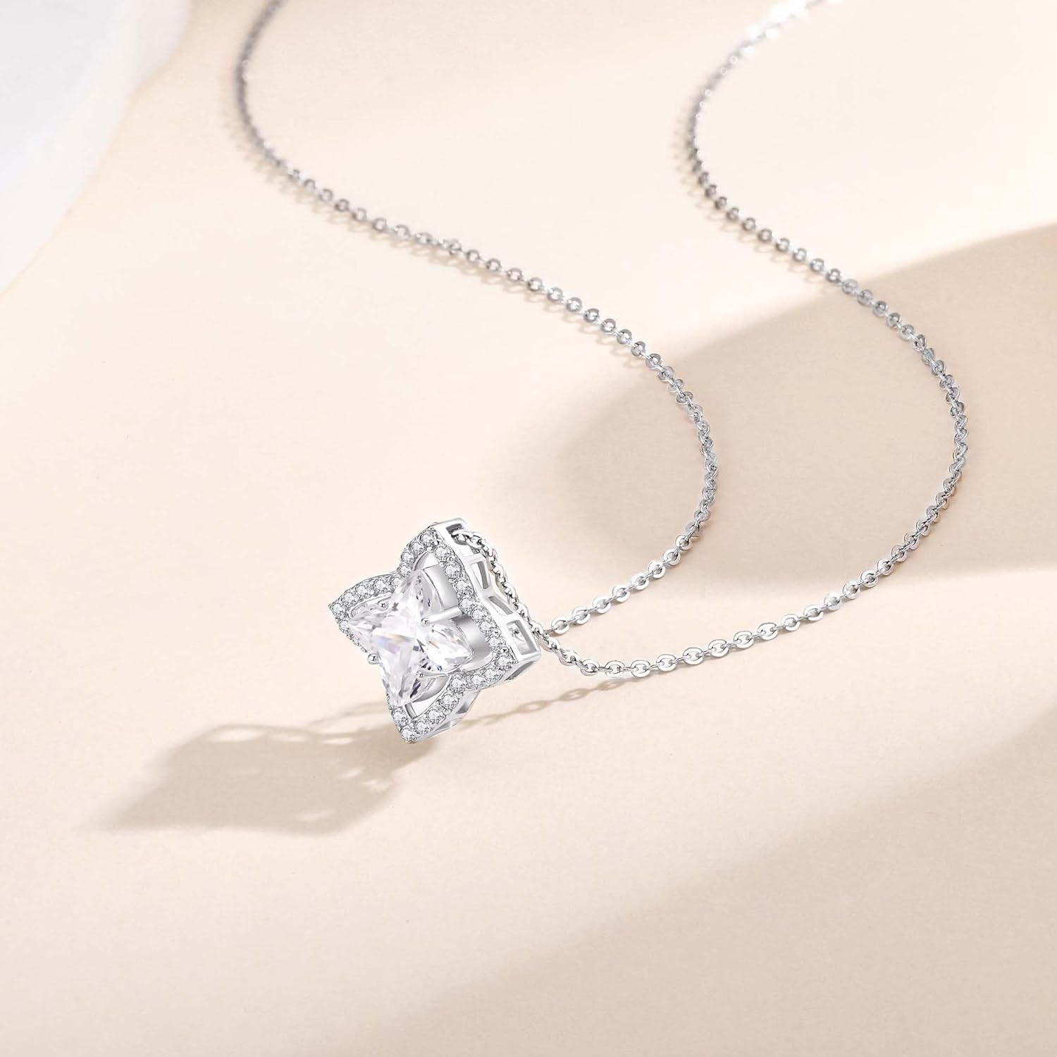 SUNFEEL Four Leaf Clover Necklace for Women, S925 Sterling Silver Cubic Zirconia Pendant Necklace Dainty Charm Adjustable Chain Lucky Necklaces for Women Jewelry Gift