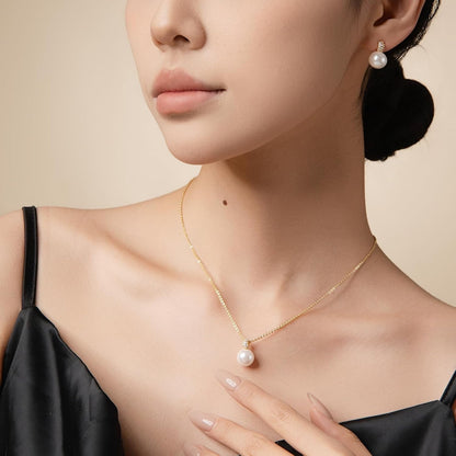 Classic Pearl Jewelry Set for Women – Elegant Pearl Necklace and Earrings Set with 14K Gold Plated Silver Chain Jewelry Perfect as Special Occasion Gift