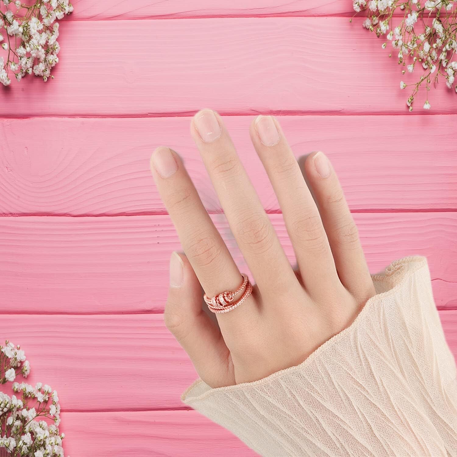 Anxiety relief spinner ring in 18K gold plating