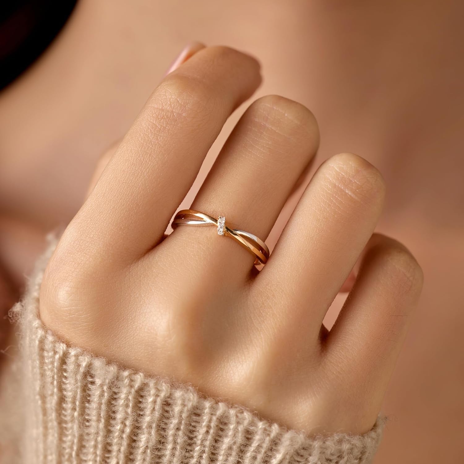 Twisted Knot CZ Ring for Women 925 Sterling Silver Infinity Love Promise Ring 14K Gold Plated Intertwine Ring to Daughter Mother Wedding Band Engagement Ring Birthday Christmas Jewelry Gifts