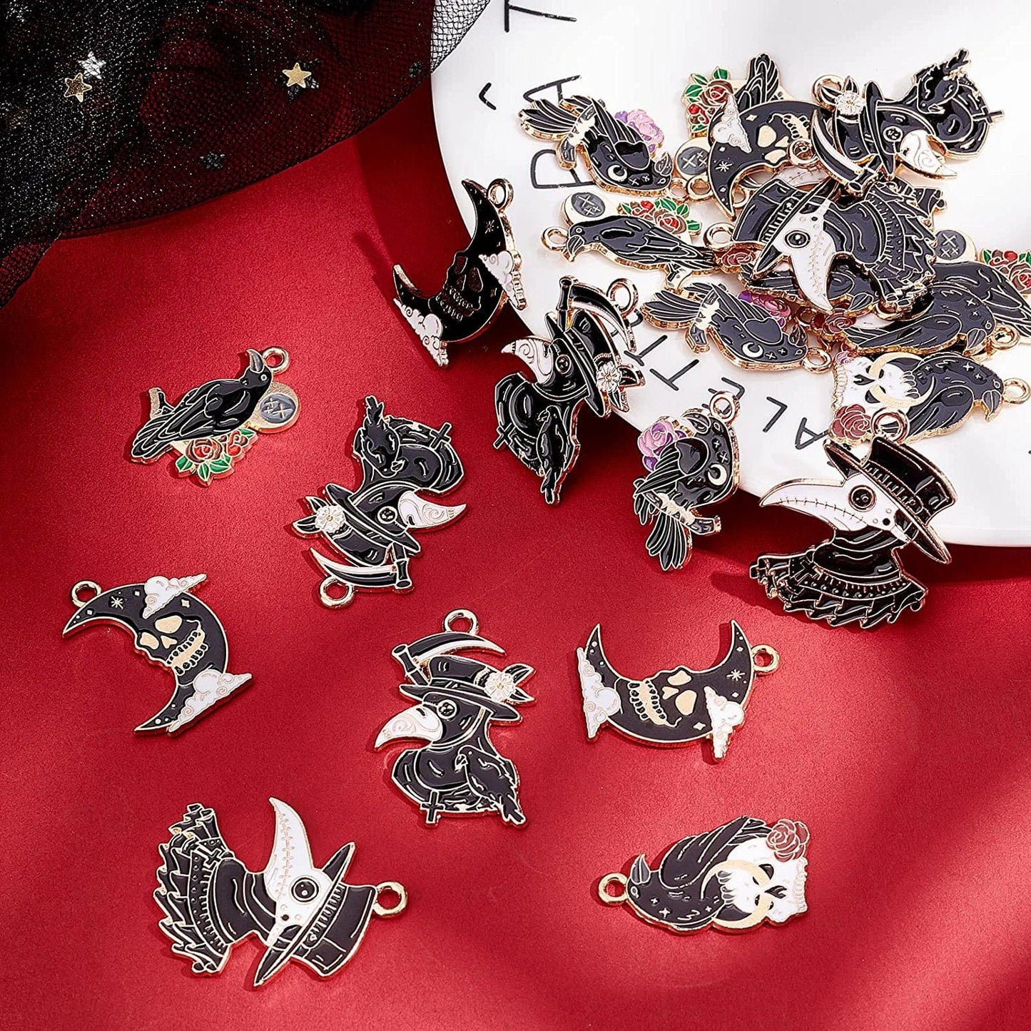 1 Box 24Pcs 6 Styles Halloween Gothic Charms Raven Enamel Charm Raven Gothic Pendants Black Skull Moon Bird Crow Charm Pendants for Jewelry Making Charms Christmas Necklace Bracelet Earring