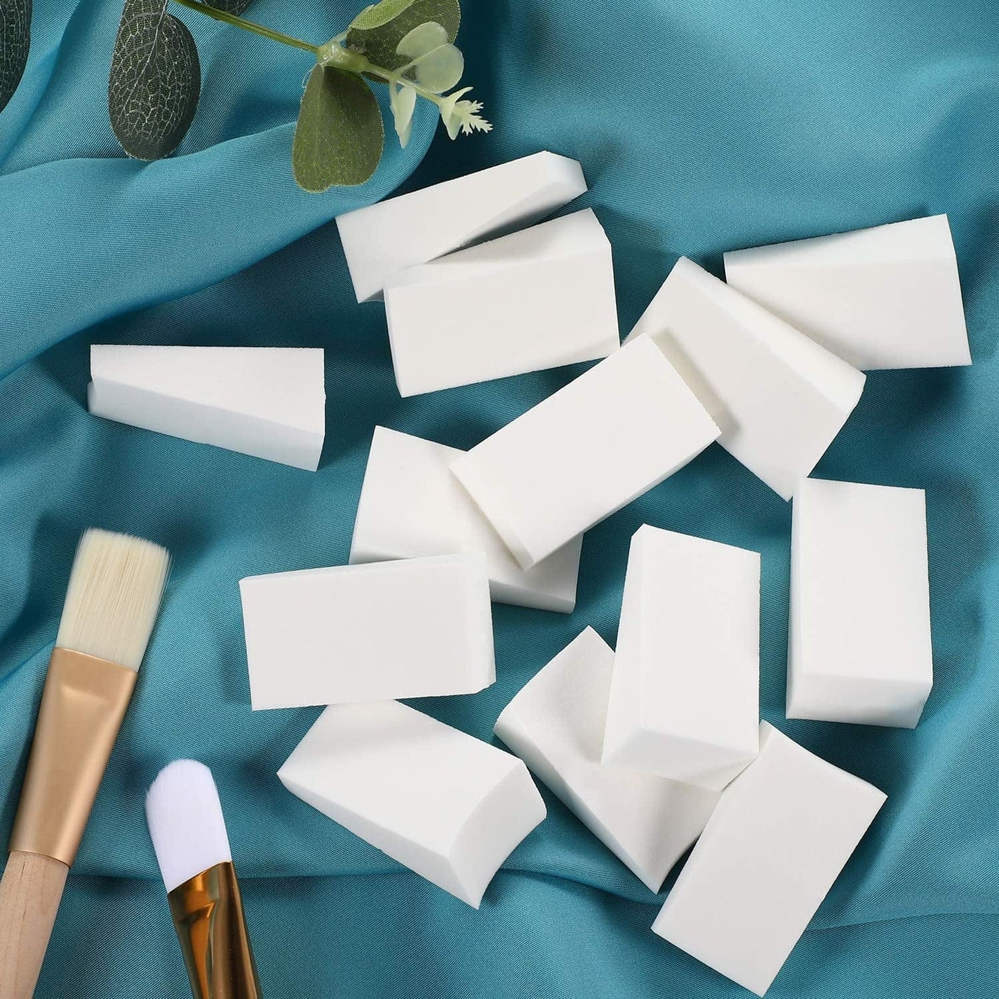 100 Pieces Cosmetic Sponges Latex Makeup Foam Wedges Foundation Beauty Tools (White) Health & Beauty > Personal Care > Cosmetics > Cosmetic Tools > Makeup Tools TecUnite   