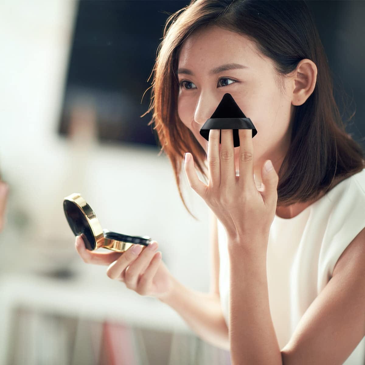 12 Pieces Pure Cotton Face Powder Puff, Soft Triangle Makeup Puff for Loose Powder, Mineral Powder, Foundation, Blush, Body Cosmetic Makeup Tool(Black,White) Health & Beauty > Personal Care > Cosmetics > Cosmetic Tools > Makeup Tools yuntop   