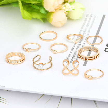 25 Pcs Knuckle Rings for Women Stackable Rings Sets Girls Bohemian Retro Vintage Joint Finger Rings Gold Rings Set for Women Men Hollow Carved Flowers Crystal Rings