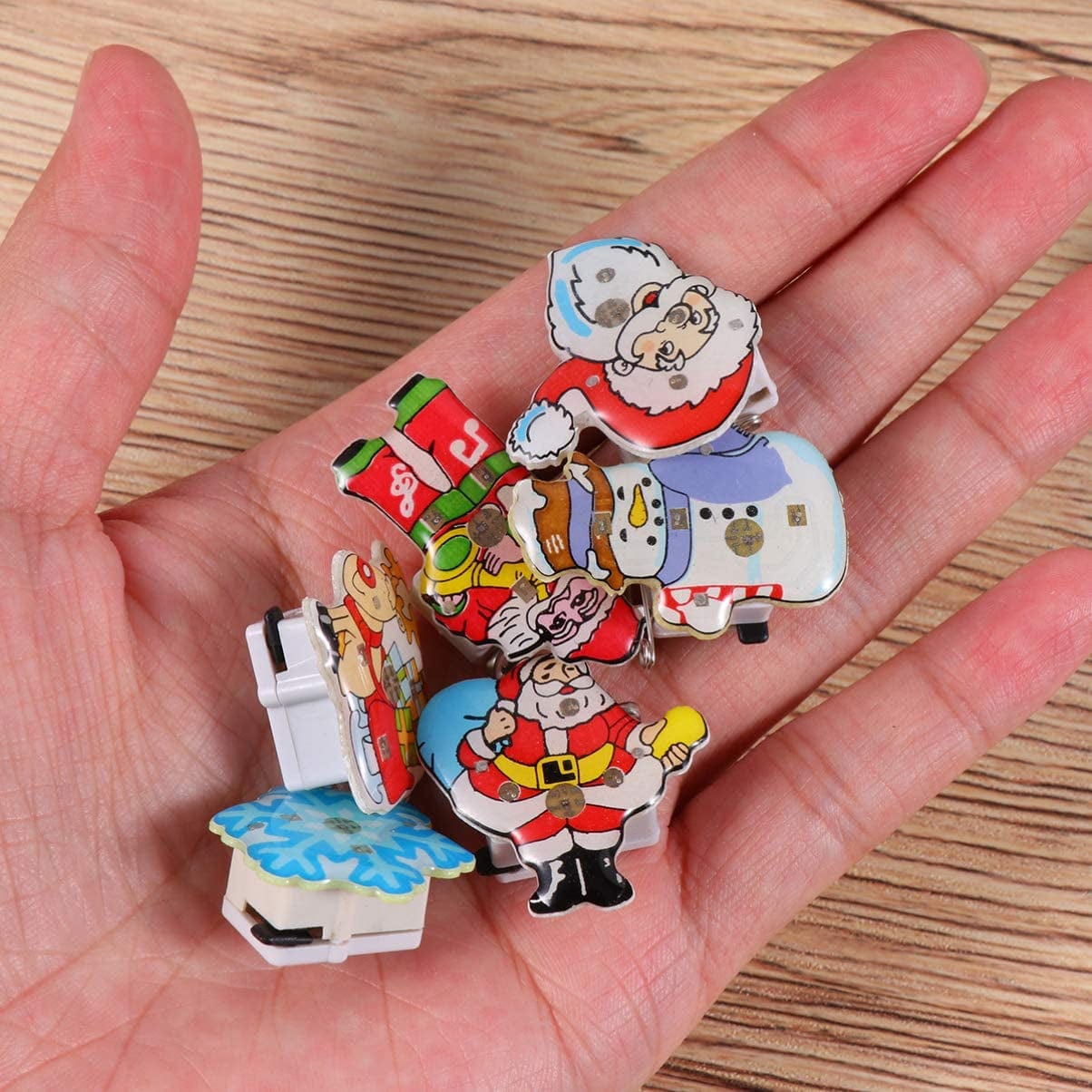 25Pcs Christmas Led Brooch Lapel Pin Light up Flash Lighted Santa Claus Snowman Reindeer Brooch Badge Christmas Light up Toys