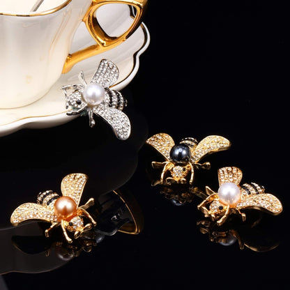 4 Pieces Honey Bee Brooch Lapel Pins for Women Crystal Insect Themed Bee Brooches with Faux Pearl Fashion Gift for Birthday Dating Party Anniversary