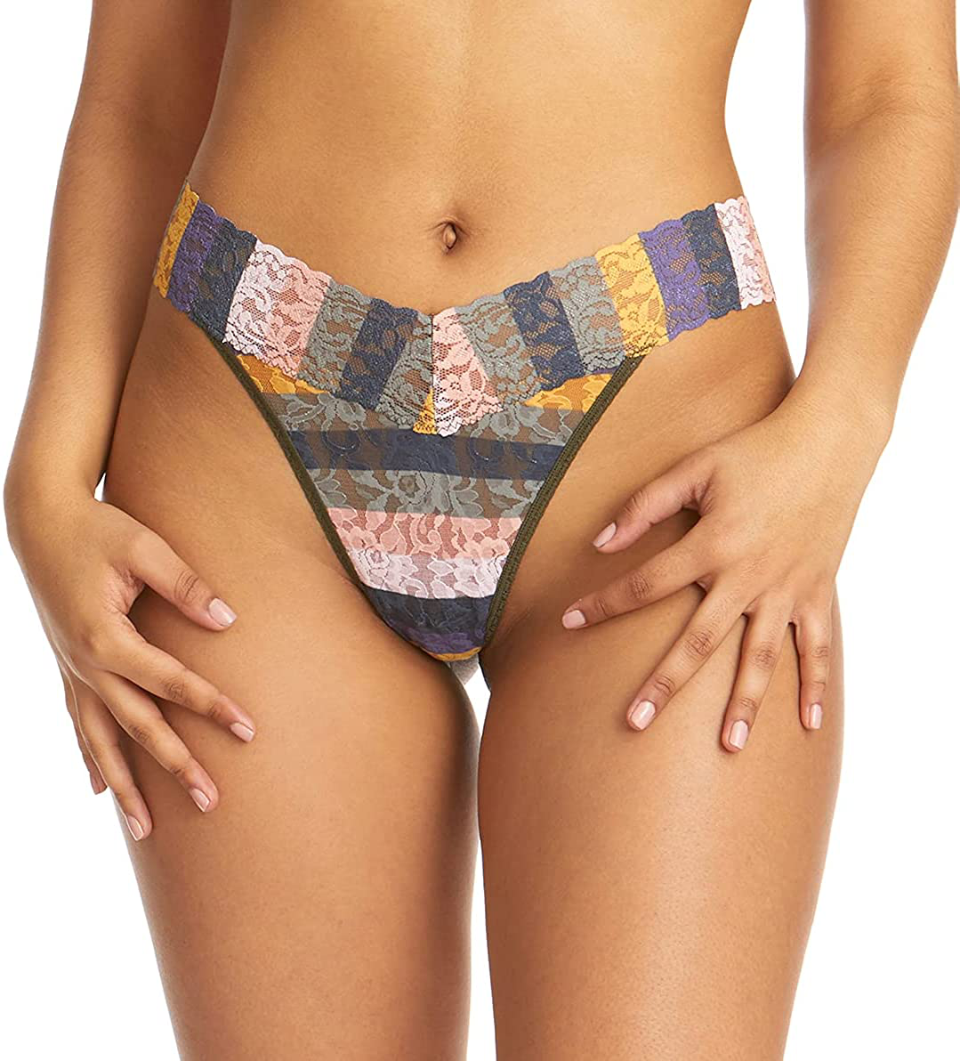 hanky panky, Signature Lace Original Rise Thong, One Size (4-14) Apparel & Accessories > Clothing > Underwear & Socks > Underwear hanky panky Dashwood One Size 
