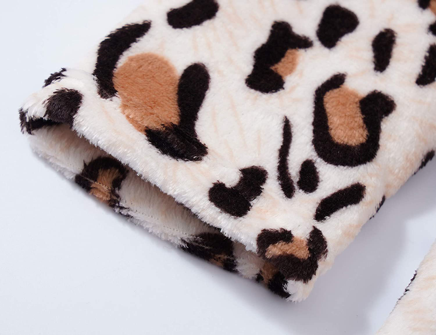 Leopard Cat Robe for Girls Fleece Toddler Kids Teen Hooded Bathrobe Size 4T - 18 Apparel & Accessories > Clothing > Sleepwear & Loungewear > Robes Kylie Max   