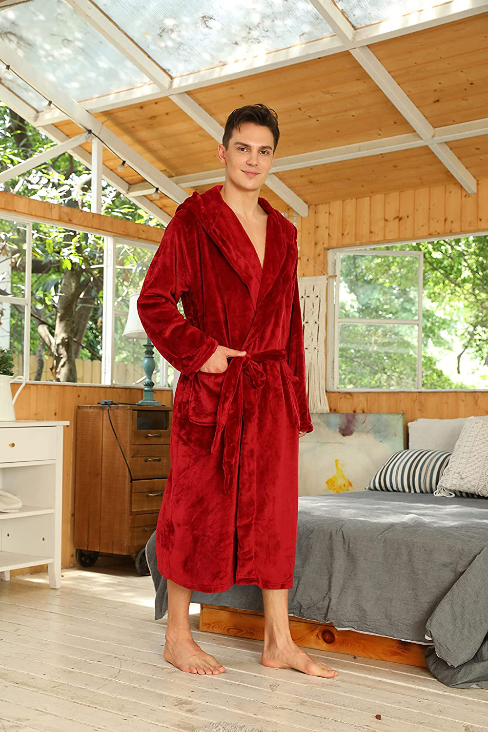 U2SKIIN Mens Hooded Robe, Plush Robes for Men Long Fleece Bathrobe Apparel & Accessories > Clothing > Sleepwear & Loungewear > Robes Kylie Max   