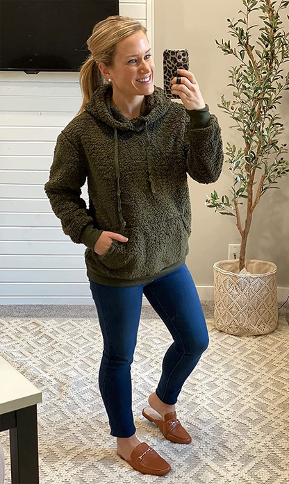 KIRUNDO Winter Women’S Fuzzy Fleece Hoodies Sweatshirts Casual Long Sleeves Shaggy Sherpa Pullover with Pockets Apparel & Accessories > Clothing > Activewear Kylie Max   