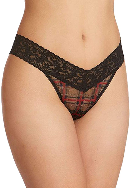 hanky panky, Signature Lace Original Rise Thong, One Size (4-14) Apparel & Accessories > Clothing > Underwear & Socks > Underwear hanky panky Gilded Glen One Size 