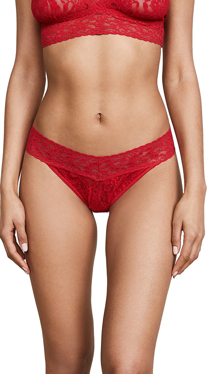 hanky panky, Signature Lace Original Rise Thong, One Size (4-14) Apparel & Accessories > Clothing > Underwear & Socks > Underwear hanky panky Red One Size 