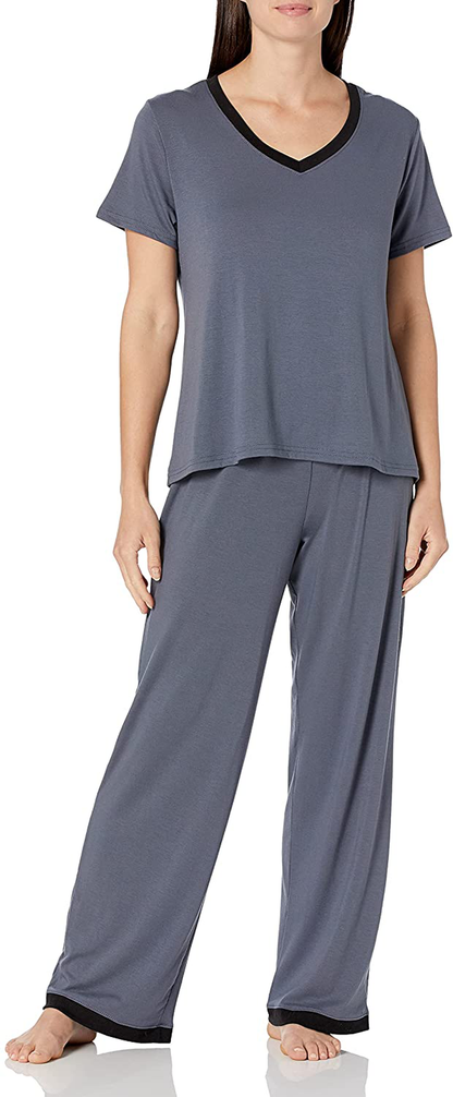 Fruit of the Loom Women's Short Sleeve Tee and Pant 2 Piece Sleep Set Apparel & Accessories > Clothing > Sleepwear & Loungewear > Pajamas Fruit of the Loom Soft Grey 2X 