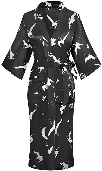 Dandychic Women'S Kimono Robes Lightweight Imitation Silk Sleepwear Long Lightweight Nightgown for Women Apparel & Accessories > Clothing > Sleepwear & Loungewear > Robes DandyChic Black/Crane Small 