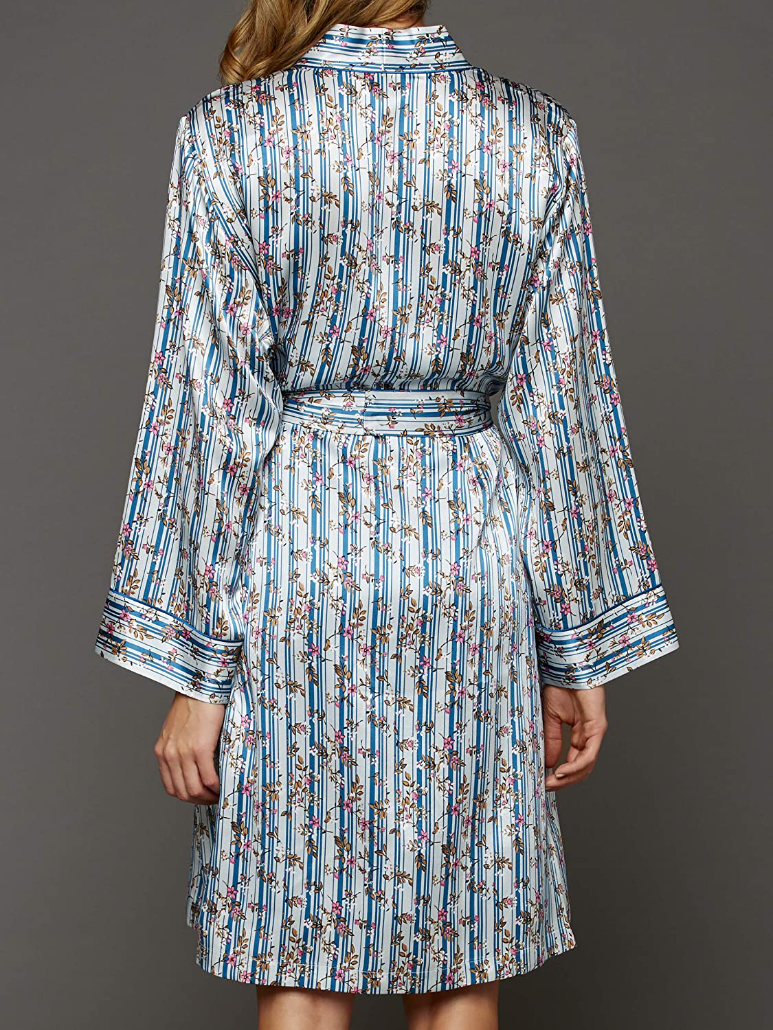 Julianna Rae Women'S Paradise Found Silk Short Robe Apparel & Accessories > Clothing > Sleepwear & Loungewear > Robes Julianna Rae   