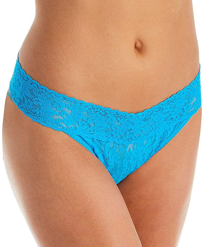 hanky panky, Signature Lace Original Rise Thong, One Size (4-14) Apparel & Accessories > Clothing > Underwear & Socks > Underwear hanky panky Fiji Blue One Size 