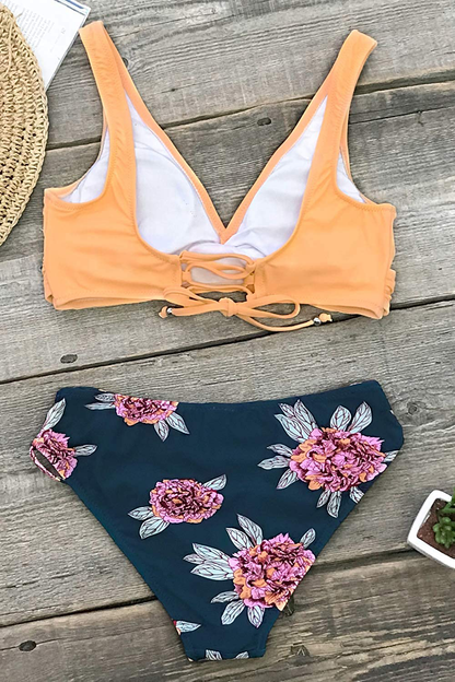 CUPSHE Women's Bikini Swimsuit Front Cross Lace Up Two Piece Bathing Suit Apparel & Accessories > Clothing > Swimwear CUPSHE   
