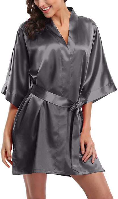 Giova Women'S Short Kimono Robe Solid Color Wedding Party Bathrobe Lightweight Apparel & Accessories > Clothing > Sleepwear & Loungewear > Robes Giova Carbon Black Small 