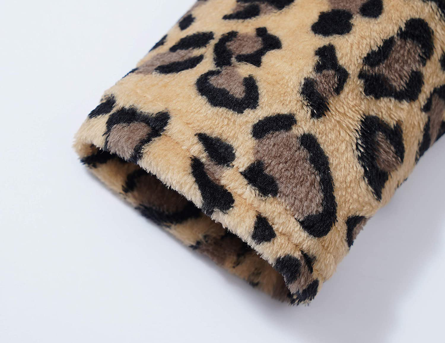 Leopard Cat Robe for Girls Fleece Toddler Kids Teen Hooded Bathrobe Size 4T - 18 Apparel & Accessories > Clothing > Sleepwear & Loungewear > Robes Kylie Max   