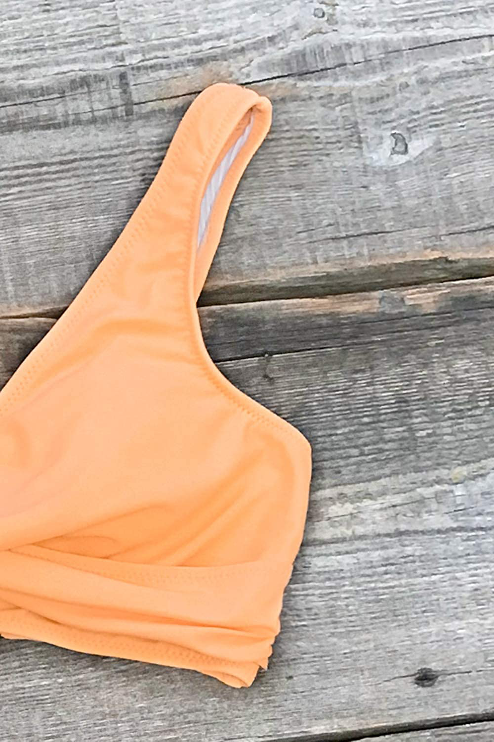 CUPSHE Women's Bikini Swimsuit Front Cross Lace Up Two Piece Bathing Suit Apparel & Accessories > Clothing > Swimwear CUPSHE   