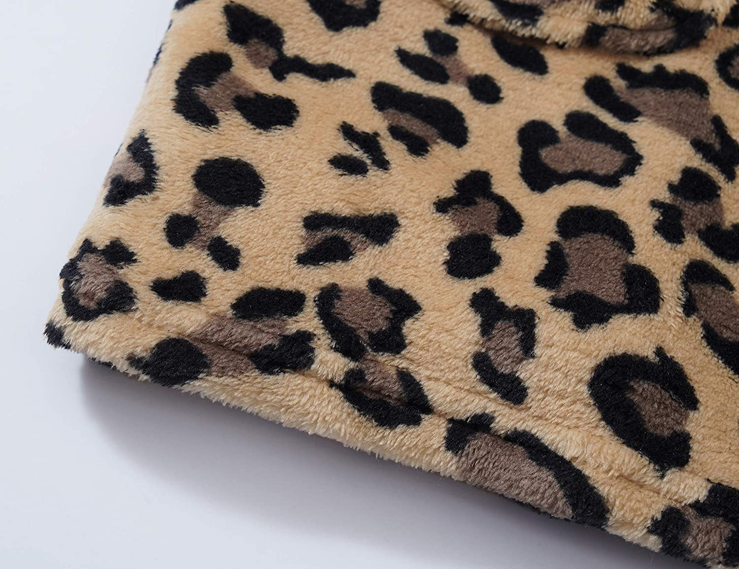 Leopard Cat Robe for Girls Fleece Toddler Kids Teen Hooded Bathrobe Size 4T - 18 Apparel & Accessories > Clothing > Sleepwear & Loungewear > Robes Kylie Max   