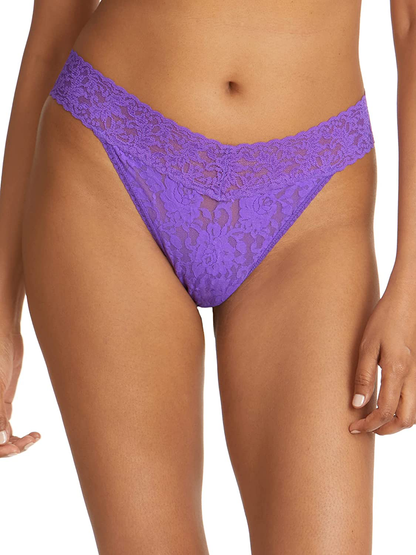 hanky panky, Signature Lace Original Rise Thong, One Size (4-14) Apparel & Accessories > Clothing > Underwear & Socks > Underwear hanky panky Vivacis Vi One Size 