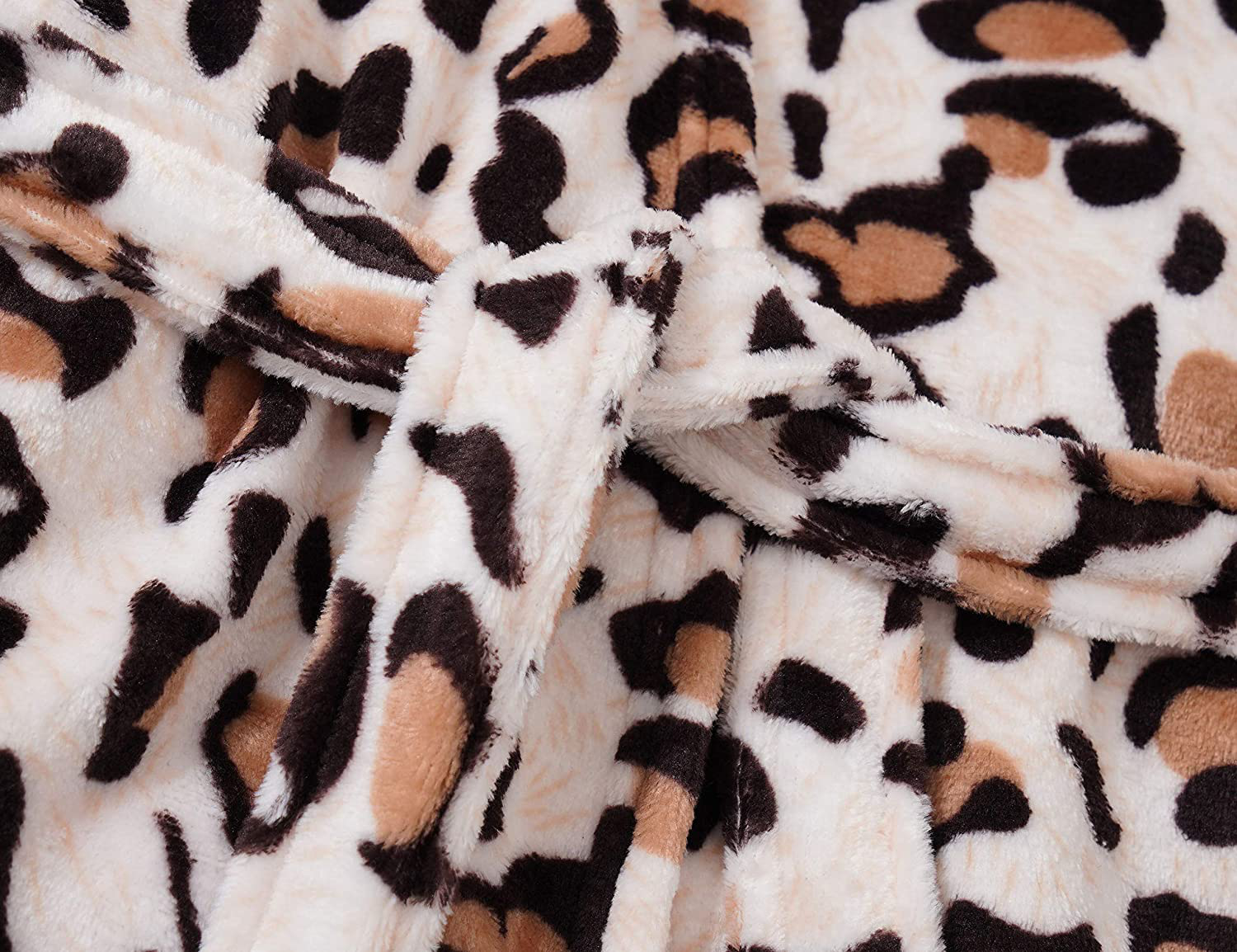 Leopard Cat Robe for Girls Fleece Toddler Kids Teen Hooded Bathrobe Size 4T - 18 Apparel & Accessories > Clothing > Sleepwear & Loungewear > Robes Kylie Max   