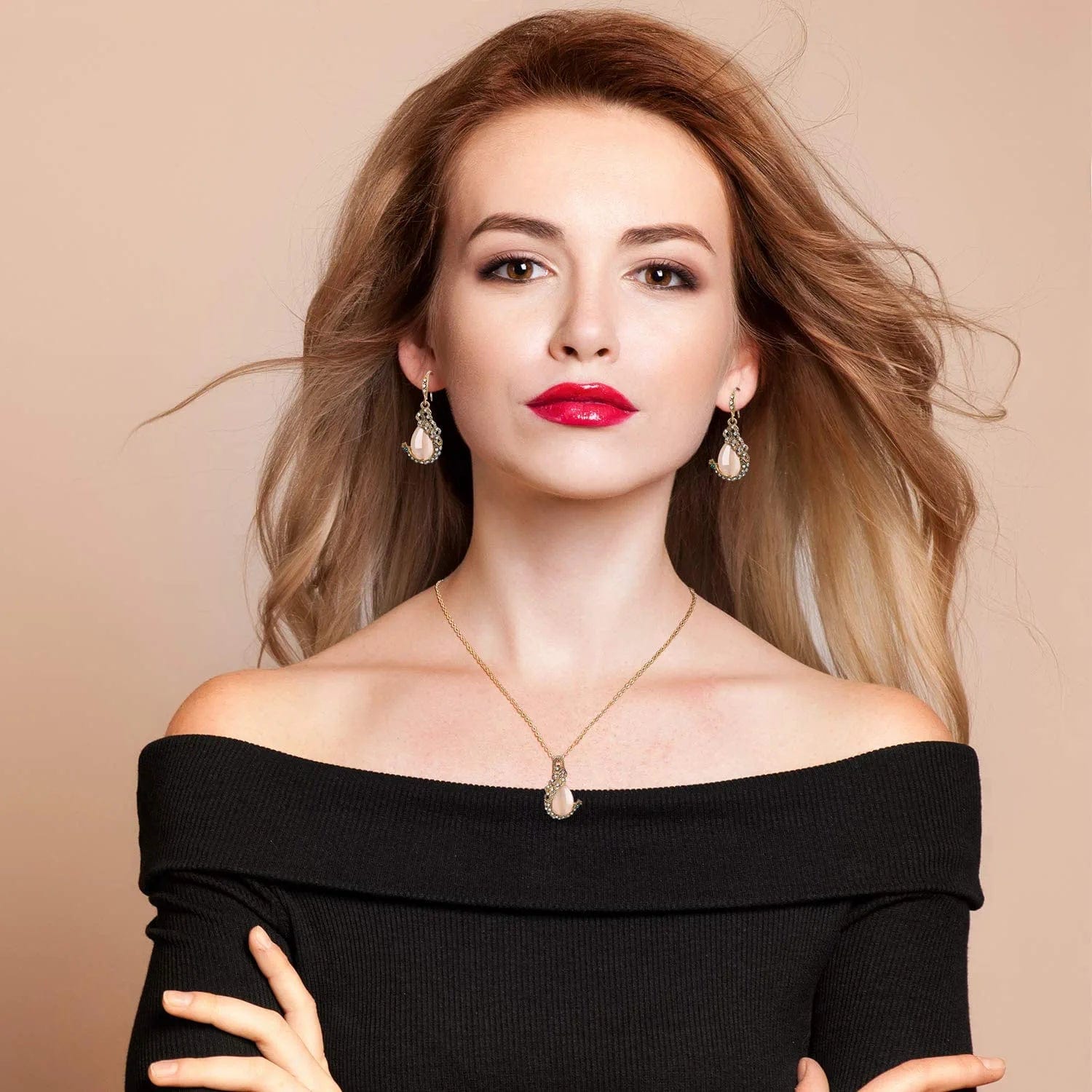 6 Pieces Women Elegant Necklace Set Peacock Waterdrop Rhinestone Pendant Necklace Crystal Peacock Pattern Earrings Jewelry