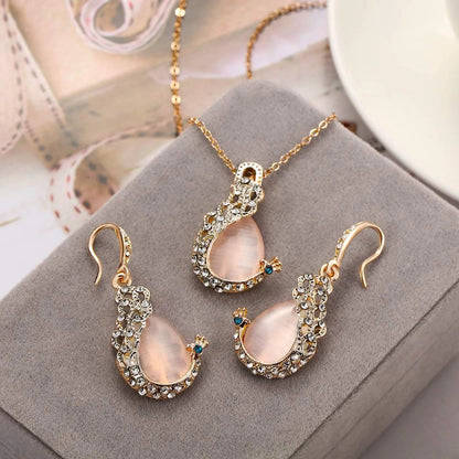 6 Pieces Women Elegant Necklace Set Peacock Waterdrop Rhinestone Pendant Necklace Crystal Peacock Pattern Earrings Jewelry
