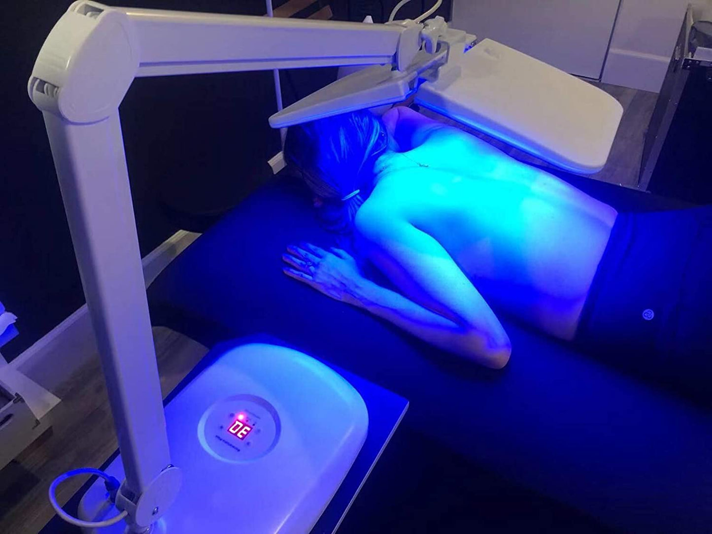 Hydraskincare LED Light Therapy Facial T-R-Eatment Facial Skin Care Mask Skin R-E-Juvenation Photon Device for Face Black Spot Remover A-Cne Reduction Beauty Tool, Blue Health & Beauty > Personal Care > Cosmetics > Cosmetic Tools > Skin Care Tools Hydraskincare S23  