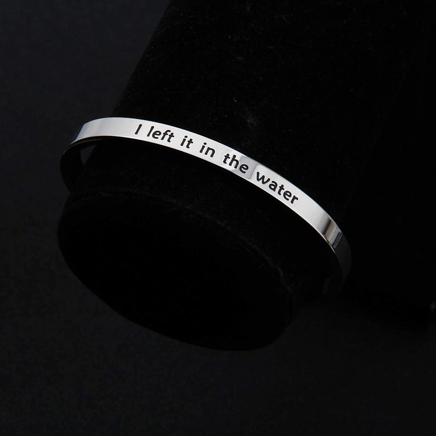 MAOFAED Adult Woman Baptism Gift Teen Girl Baptized Bracelet I Left It in the Water Christian Jewelry Gift for Her Apparel & Accessories > Jewelry > Bracelets MAOFAED   