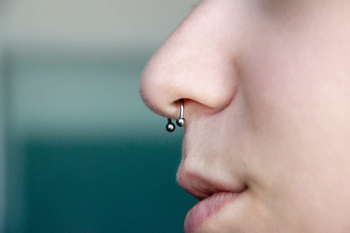 D.Bella 16G 14G Variety of Sizes Horseshoe Rings Surgical Steel Nose Septum Horseshoe Hoop Earring Eyebrow Tragus Lip Rings Daith Helix Piercing Jewelry for Women Men 6-12Mm Smily Piercing Jewelry Apparel & Accessories > Jewelry > Rings D.Bella   