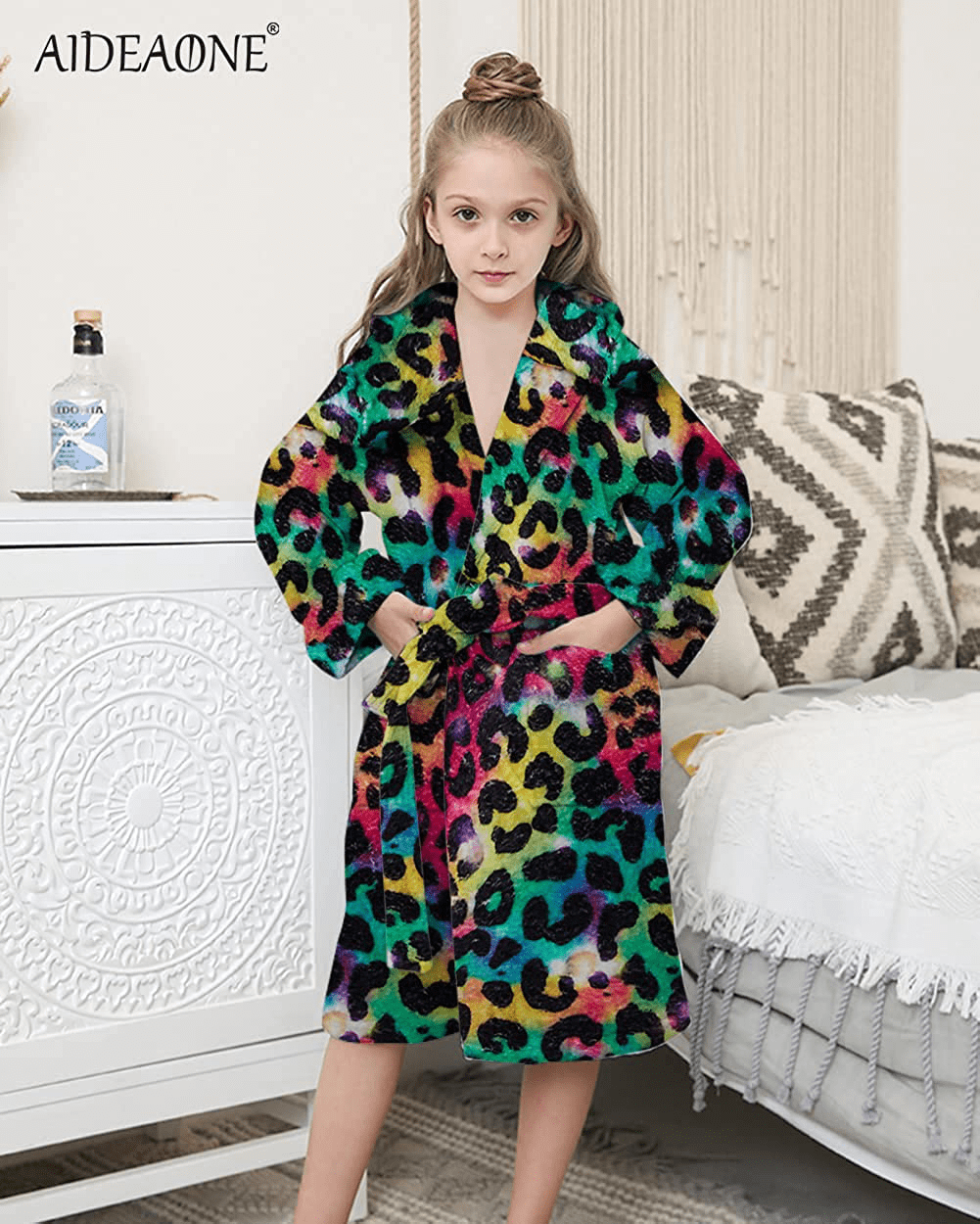 AIDEAONE Boys Girls Bathrobes, Kids Hooded Bathrobes with Plush Soft Flannel Robes Sleepwear Gift for Boys Girls 4-12 Years Apparel & Accessories > Clothing > Sleepwear & Loungewear > Robes Kylie Max   