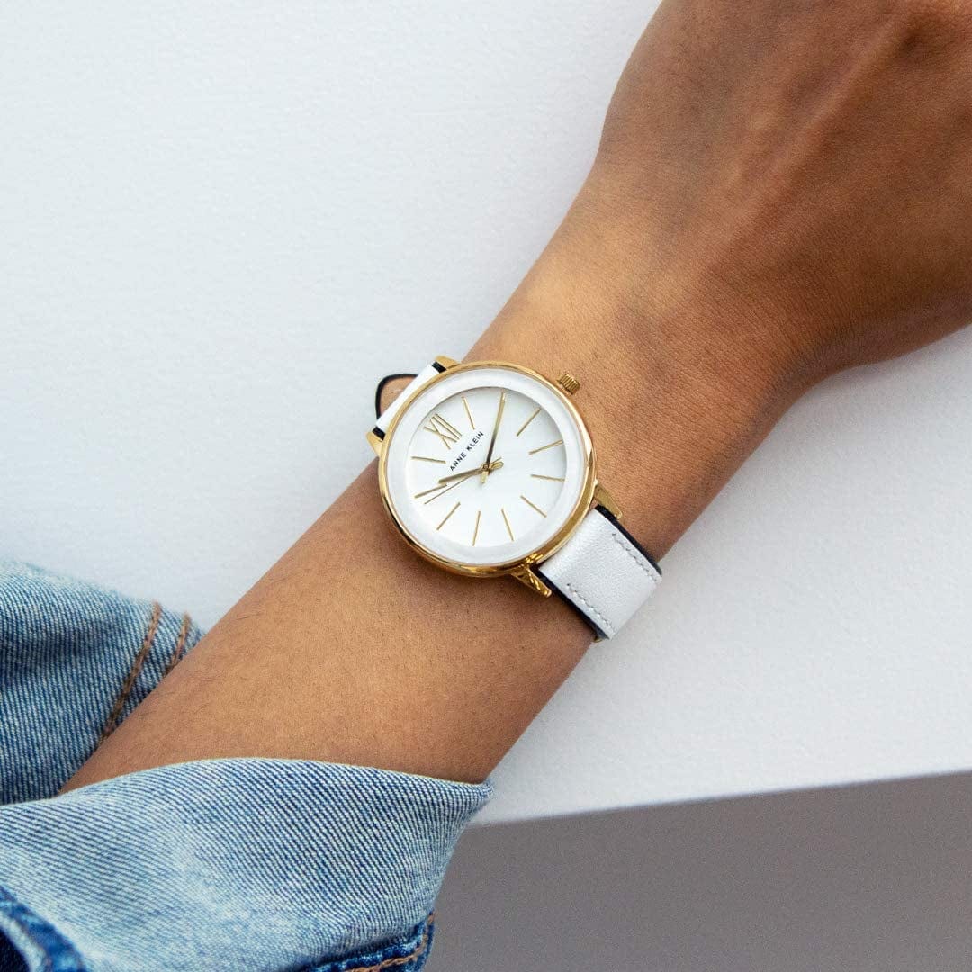 Anne Klein Women'S Leather Strap Watch White/Gold