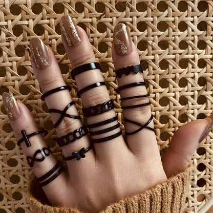 Black Rings for Men Women Girls, Goth Punk Rings Set, Cool Gothic Adjustable Ring Pack, Vintage Stackable Animal Rings Bulk, Vintage Chunky Knuckle Emo Rings, Boho Snake Spider Eboy Open Rings Y2K Accessories
