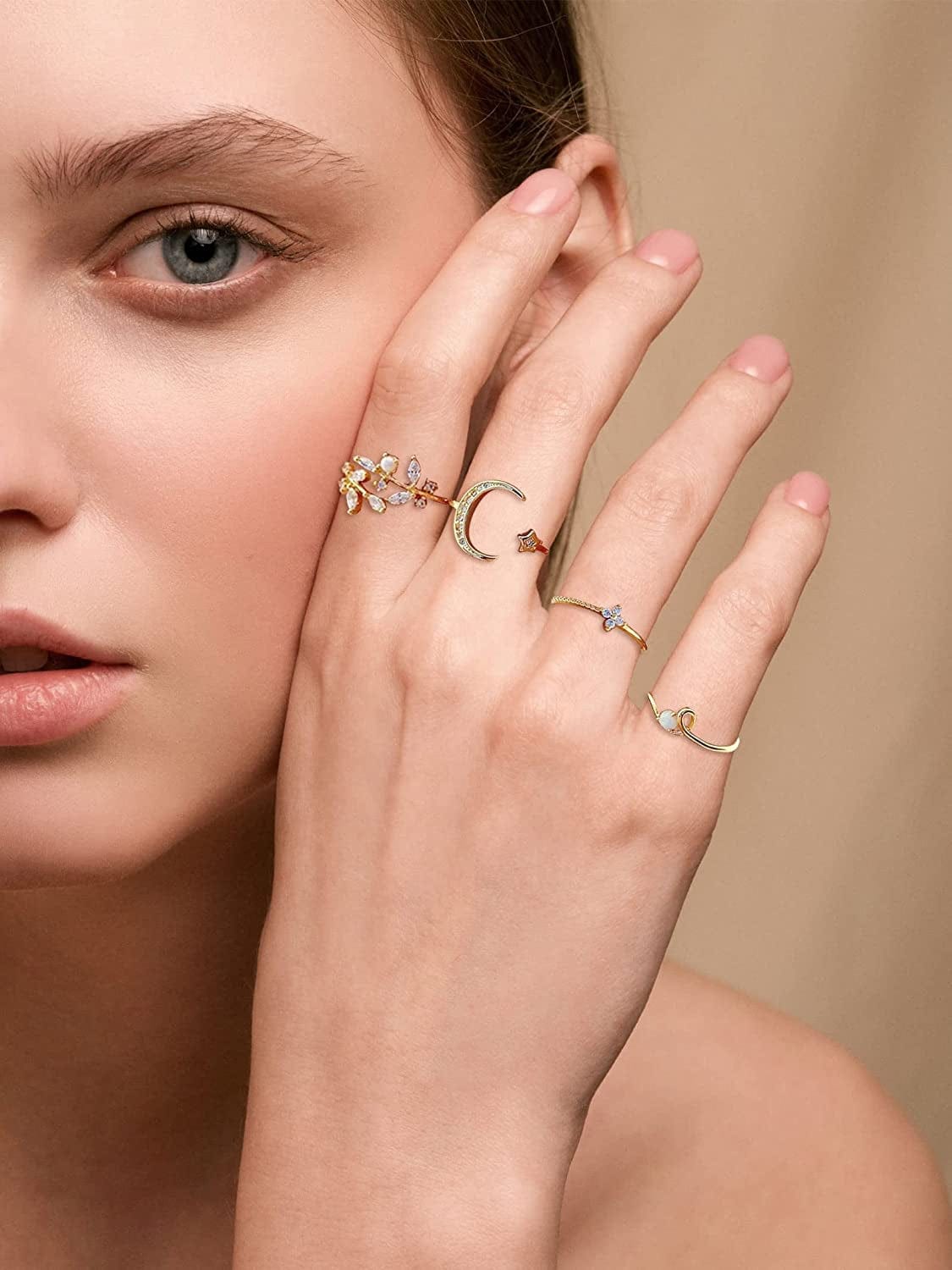 Boho Gold Stacking Rings for Women Gold Knuckle Rings Set Simple Star Moon Flower Rings for Teen Girls Stackable Aesthetic Rings Gifts for Teen Girls